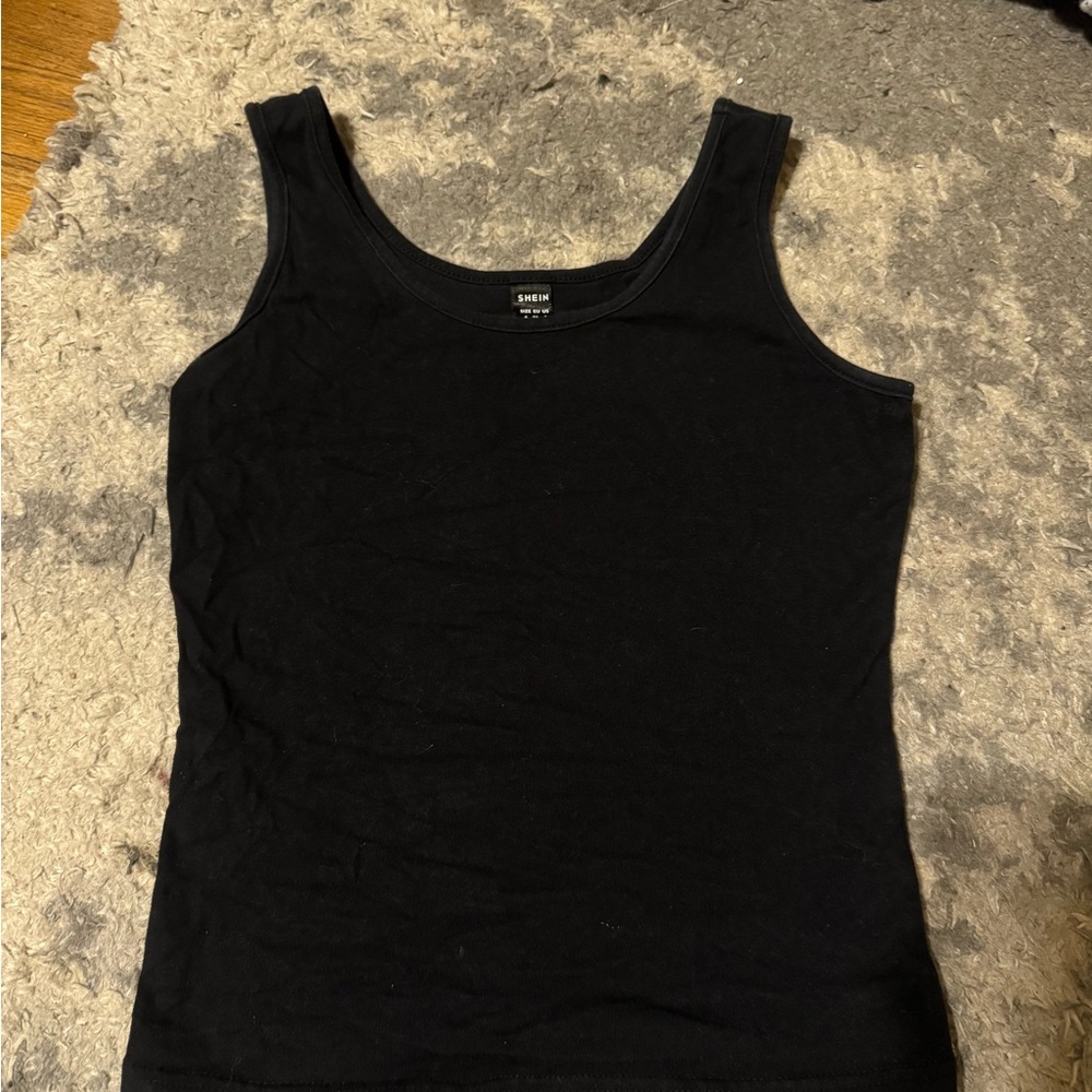 Women's small tank bundle